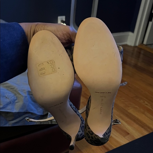 Manolo Blahnik Brown Leopard Print Heels - Picture 2 of 3